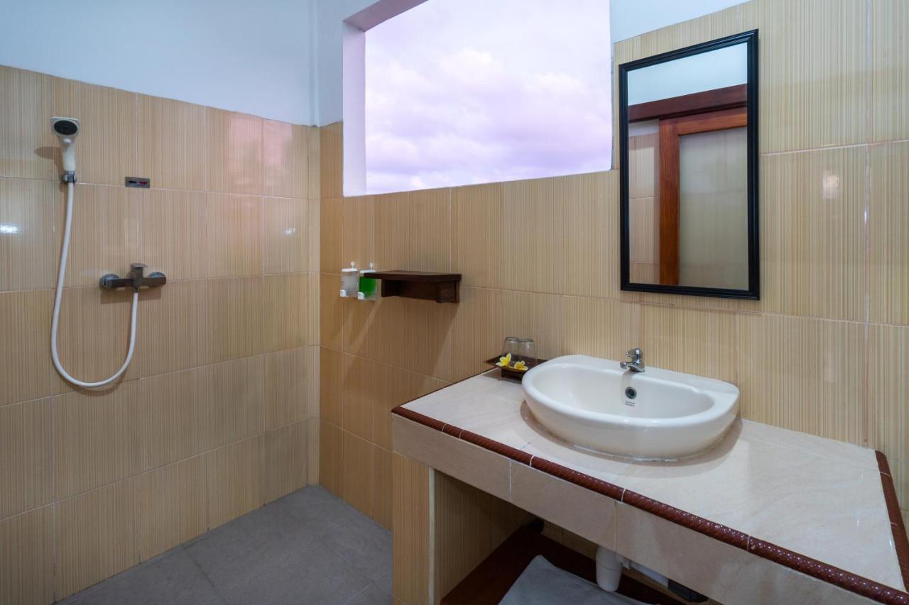 Krisna Home Stay Lembongan Exterior foto