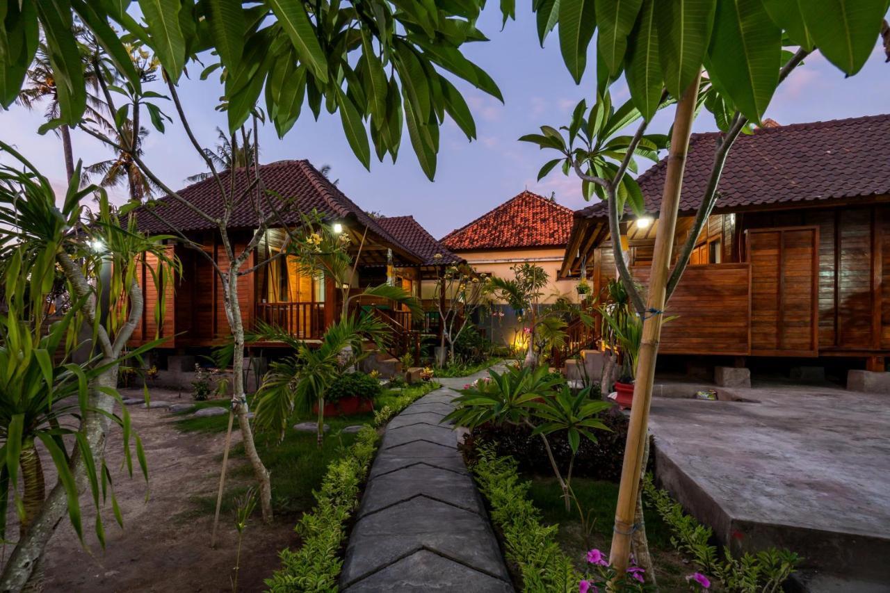 Krisna Home Stay Lembongan Exterior foto