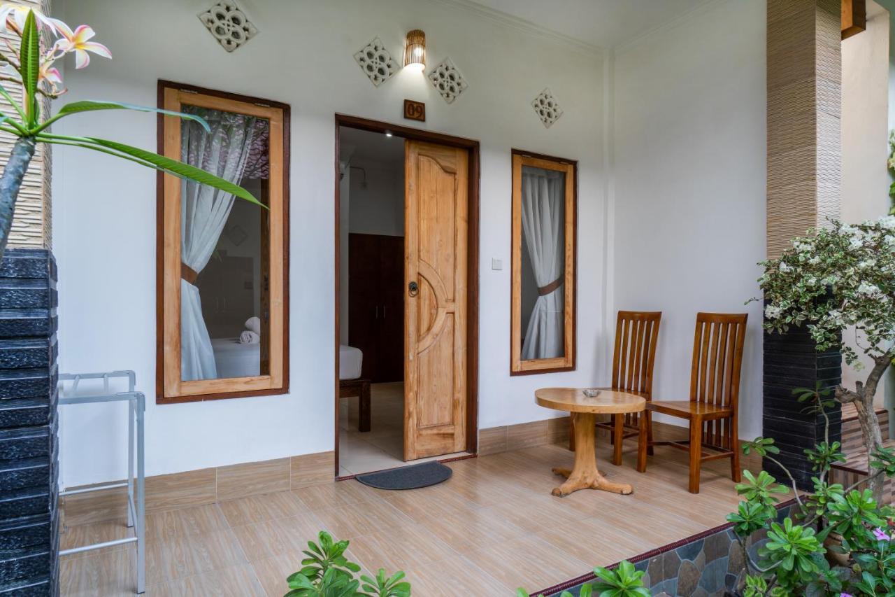 Krisna Home Stay Lembongan Exterior foto