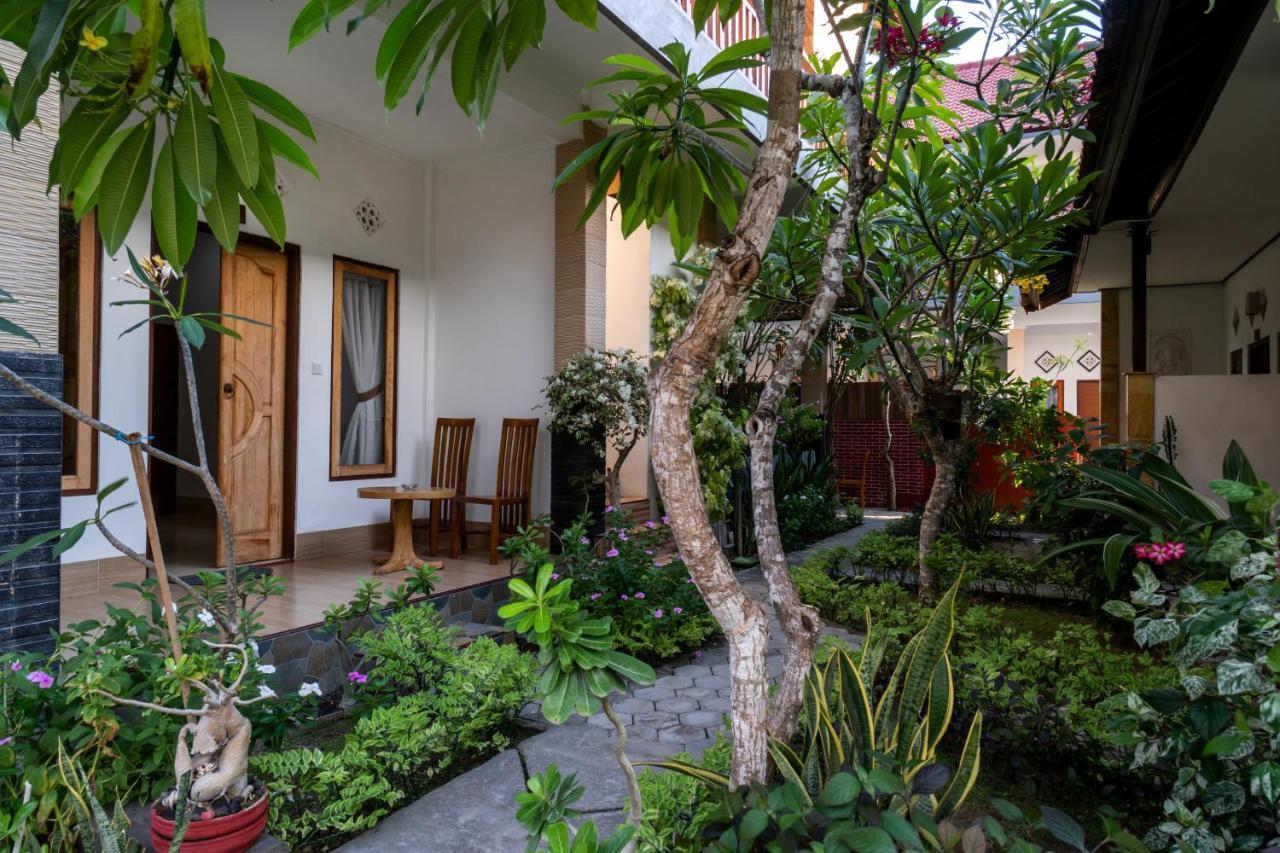 Krisna Home Stay Lembongan Exterior foto
